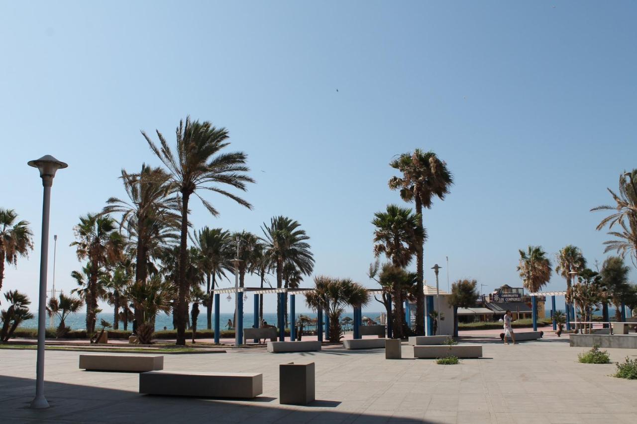 Junto Al Mar Apartment Malaga Luaran gambar